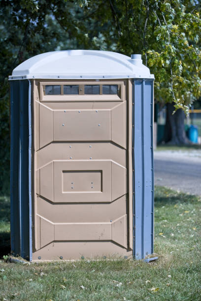 Best Luxury portable toilet rental  in Glen Carbon, IL